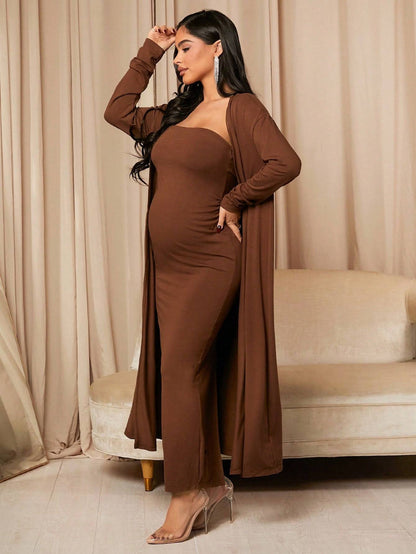 Vestido tubo de maternidad elegante y cómodo con cárdigan