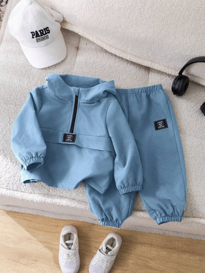 Conjunto de dos piezas con sudadera y jogger para bebé niño