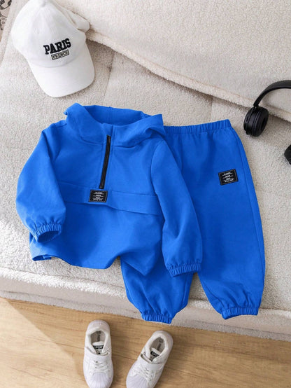 Conjunto de dos piezas con sudadera y jogger para bebé niño