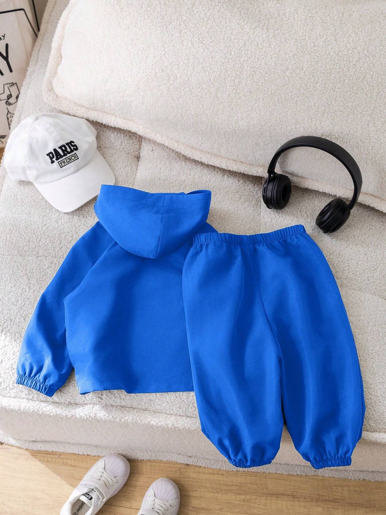 Conjunto de dos piezas con sudadera y jogger para bebé niño